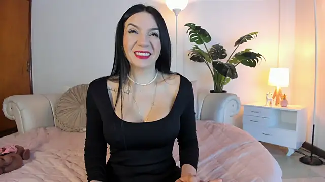ValeryyWilliams online show from May 15, 2026, 12:12 pm