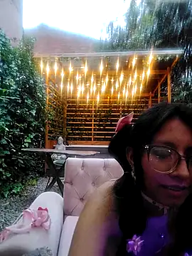 VioletxBloom online show from September 29, 2025, 9:52 pm