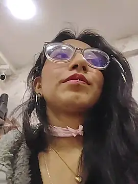 VioletxBloom online show from December 13, 2025, 7:53 pm