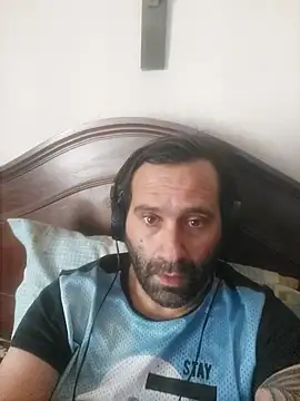 Snapshot of Jose1985oliveira chatting on March 28, 2026, 2:16 pm Jose1985oliveira online show from March 28, 2026, 2:16 pm