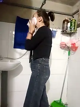 sulove xx online show from March 23, 2026, 8:29 am