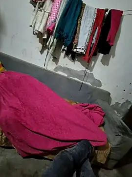 UP16LT5355 online show from November 25, 2025, 8:20 pm