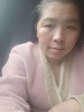 quynhkoolbae online show from July 19, 2026, 3:32 am