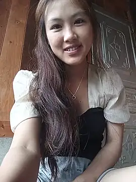Snapshot of May_nhi chatting on June 12, 2026, 1:26 am May nhi online show from June 12, 2026, 1:26 am