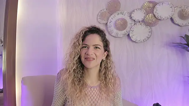 Velora   online show from January 16, 2026, 4:05 am