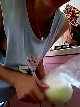 Snapshot of MoonBlueSex chatting on October 2, 2025, 4:47 pm MoonBlueSex online show from October 2, 2025, 4:47 pm