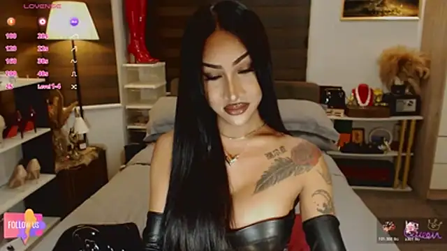 SeductiveVictoria online show from June 29, 2026, 10:37 am