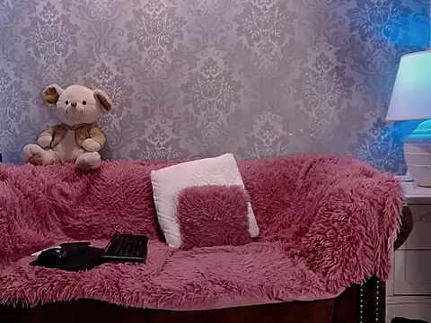 Ella Raven online show from April 3, 2026, 5:16 am