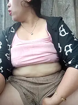 miumiu 00 online show from October 7, 2025, 2:53 am