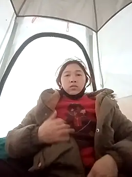 miumiu 00 online show from February 1, 2026, 8:57 am