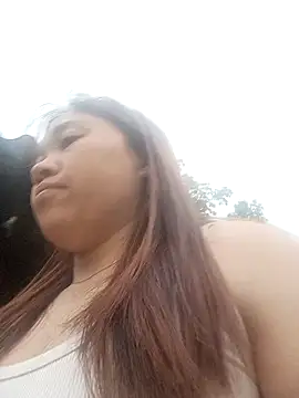 miumiu 00 online show from April 20, 2026, 10:55 pm