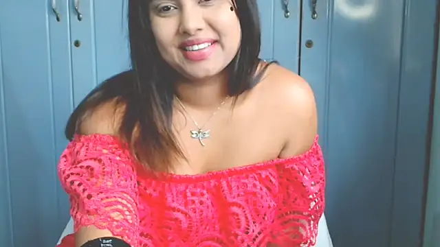 Indian GlowingMiax online show from September 22, 2025, 10:28 am