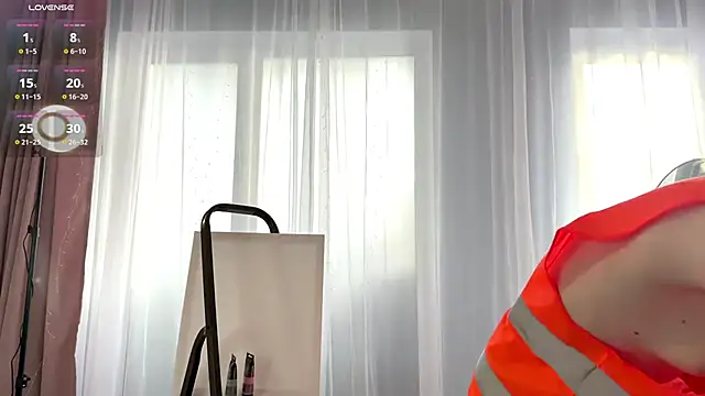 GlaydsLeveto online show from March 2, 2026, 4:47 am