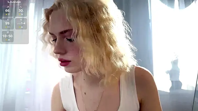 GlaydsLeveto online show from March 26, 2026, 4:40 am