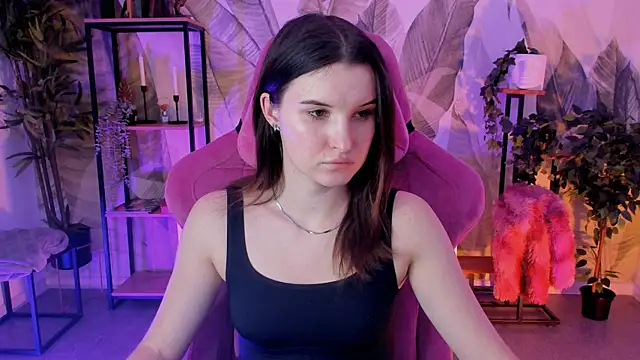 AgataWillis online show from December 2, 2025, 1:05 pm