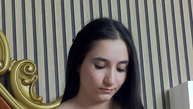 CarolinaBlair online show from April 19, 2026, 6:10 pm