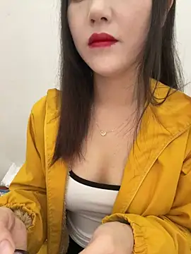 Dieknr online show from December 17, 2025, 2:06 am