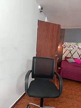 olivia jass online show from June 16, 2026, 11:57 am