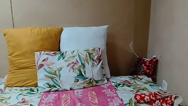 SugarPoppy24xxx online show from December 17, 2025, 5:19 pm