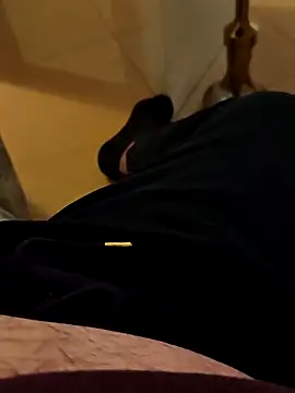 t-dog26 online show from December 23, 2025, 5:49 am