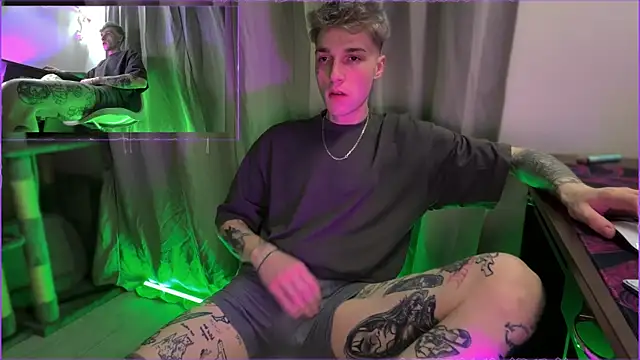 davesinner online show from May 8, 2026, 2:39 am
