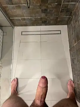 MrZli online show from October 26, 2025, 1:17 pm