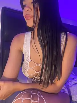 MiaSkylar online show from March 29, 2026, 4:23 am