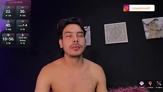 MiaSkylar online show from July 31, 2026, 9:41 am