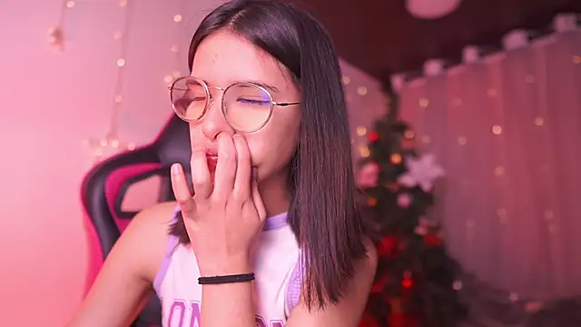 Lana Dreams  online show from November 27, 2025, 12:35 am