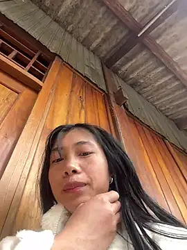 EmLy02 online show from February 14, 2026, 3:36 am