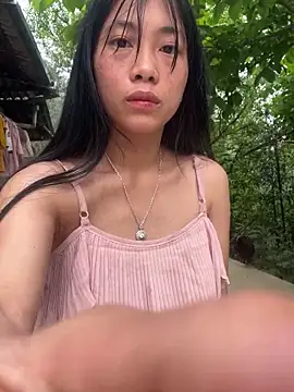 EmLy02 online show from March 29, 2026, 12:43 am