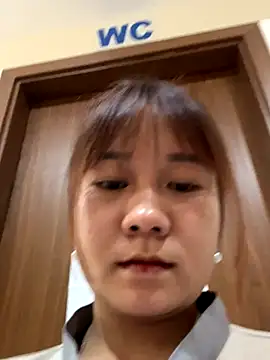 qinejr37 online show from September 21, 2025, 12:56 am