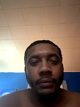 Snapshot of Kingstrokezxx chatting on November 18, 2025, 6:07 am Kingstrokezxx online show from November 18, 2025, 6:07 am