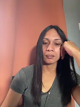 missruffa online show from February 6, 2026, 3:00 am