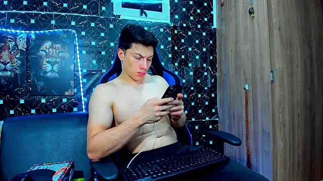 Snapshot of javiersexymann chatting on September 18, 2025, 11:51 pm javiersexymann online show from September 18, 2025, 11:51 pm