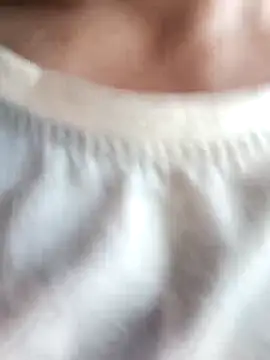 Mini3333 online show from October 14, 2025, 5:41 am