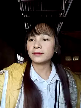 Mini3333 online show from November 29, 2025, 1:19 am