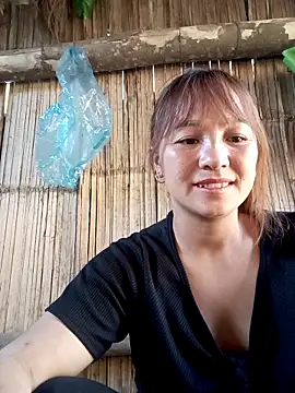 Mini3333 online show from April 12, 2026, 9:36 am