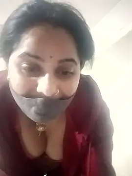 JULEE-740 online show from January 8, 2026, 1:35 pm