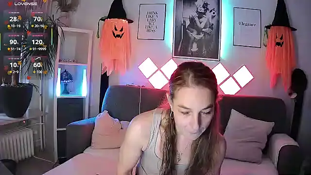 XBellaXundXUweX online show from October 10, 2025, 9:30 am