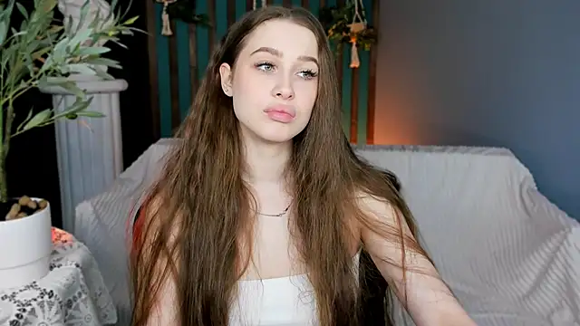 Snapshot of ArielSykes chatting on May 3, 2026, 7:53 pm ArielSykes online show from May 3, 2026, 7:53 pm