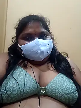 Snapshot of chandana_telugu chatting on October 26, 2025, 12:22 pm chandana telugu online show from October 26, 2025, 12:22 pm