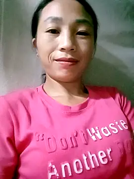 Snapshot of lucybaby00 chatting on October 16, 2025, 9:27 pm lucybaby00 online show from October 16, 2025, 9:27 pm