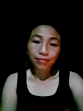 Snapshot of lucybaby00 chatting on April 21, 2026, 10:34 pm lucybaby00 online show from April 21, 2026, 10:34 pm