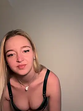 emilypeperoni online show from March 26, 2026, 12:11 pm