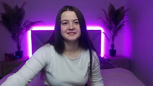 MavkaCute online show from December 3, 2025, 7:12 pm