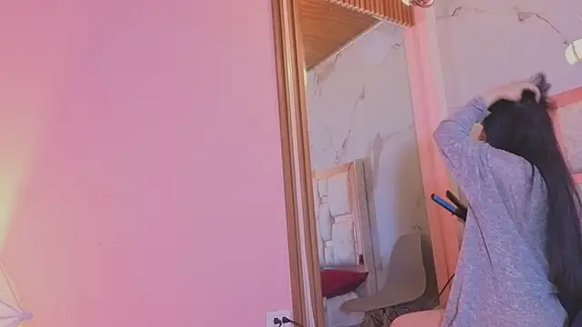 Aria Bennett1 online show from November 30, 2025, 11:47 am