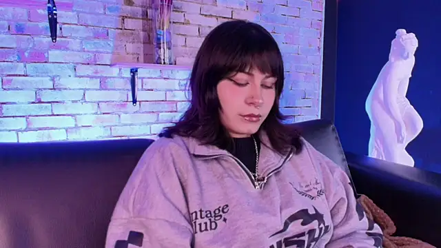 kitty malach online show from February 18, 2026, 3:35 am