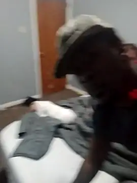 Dick2long87 online show from November 30, 2025, 1:20 am