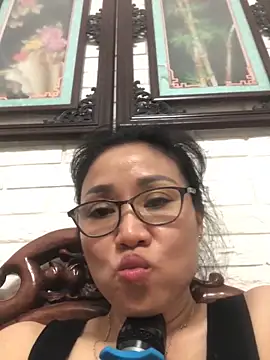 Vitamin sexy online show from September 14, 2025, 8:46 am